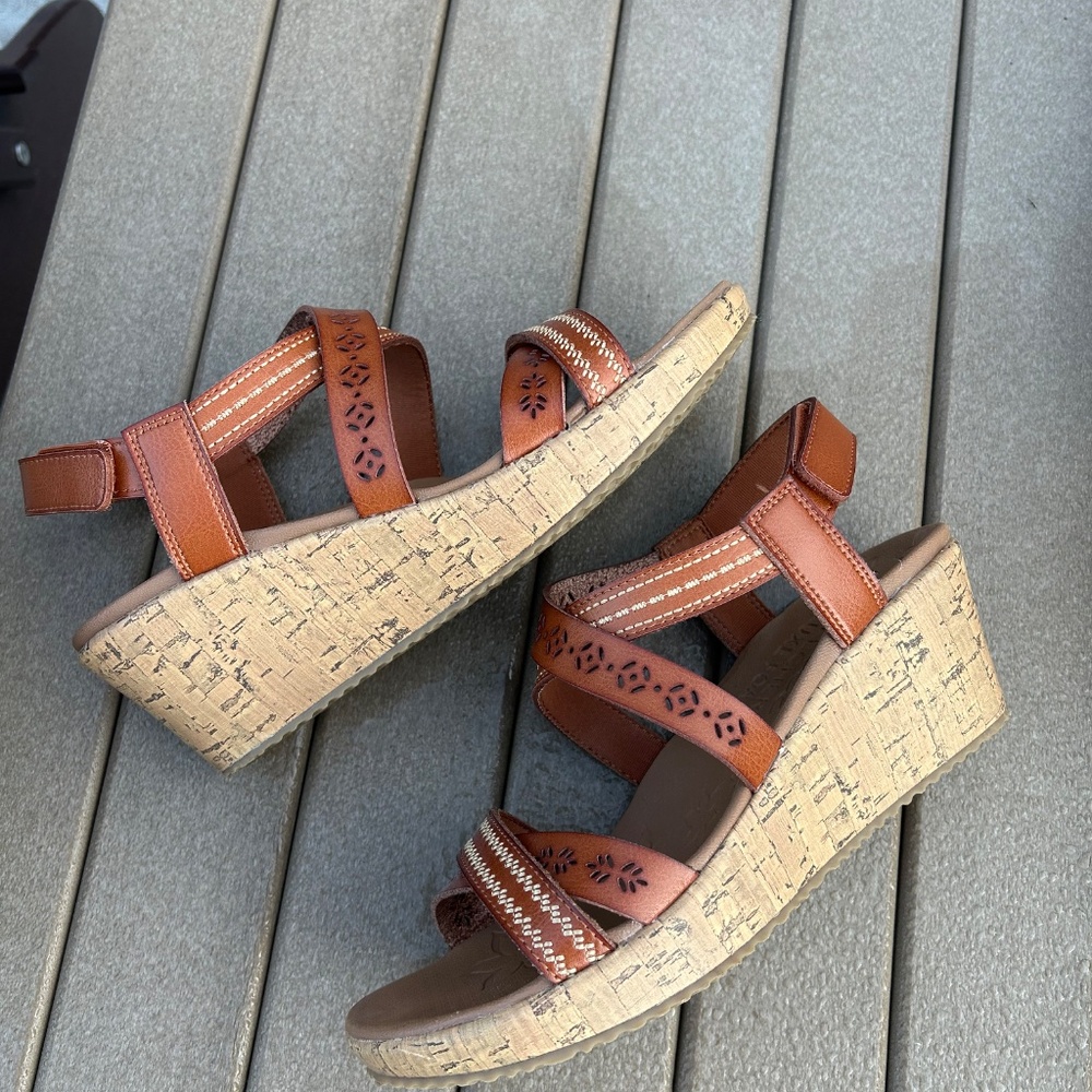 Tan sandals Cali by Skechers - Picture 2 of 3
